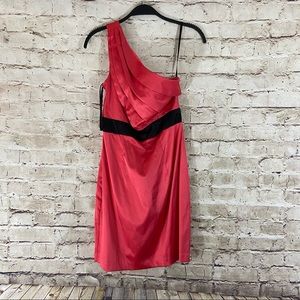 B Wear one strap body con dress size 5